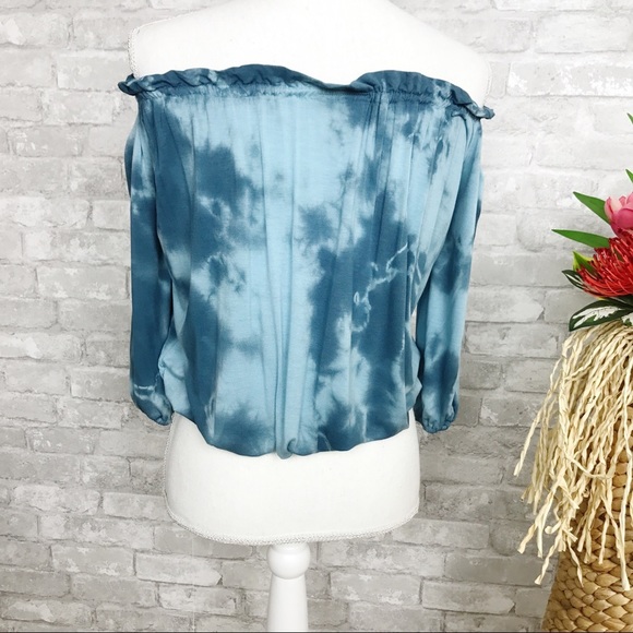 Urban X | Y2K Blue Tie Dye Quarter Sleeve Top Small - Picture 3 of 8